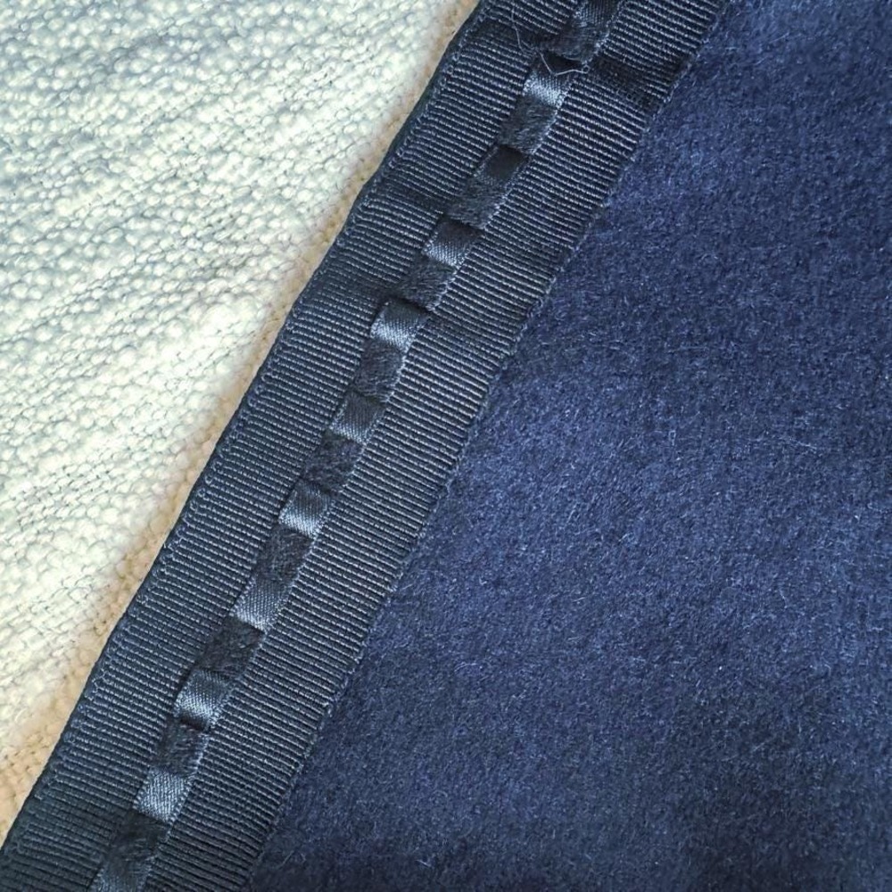 Chanel Fall 2009‎ Navy Wool Alpaca Pleated Skirt Star Concho Button Size 40 - Picture 8 of 8